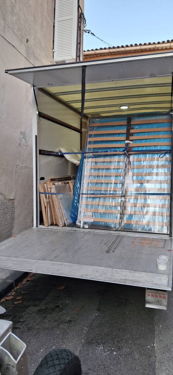 Location de nacelle pour déménager un billard Aix en Provence 13