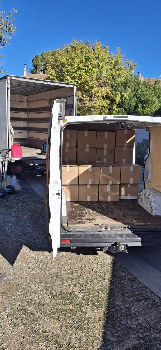 Location de monte-charge pour plaquistes et charpentiers Toulon Var 83