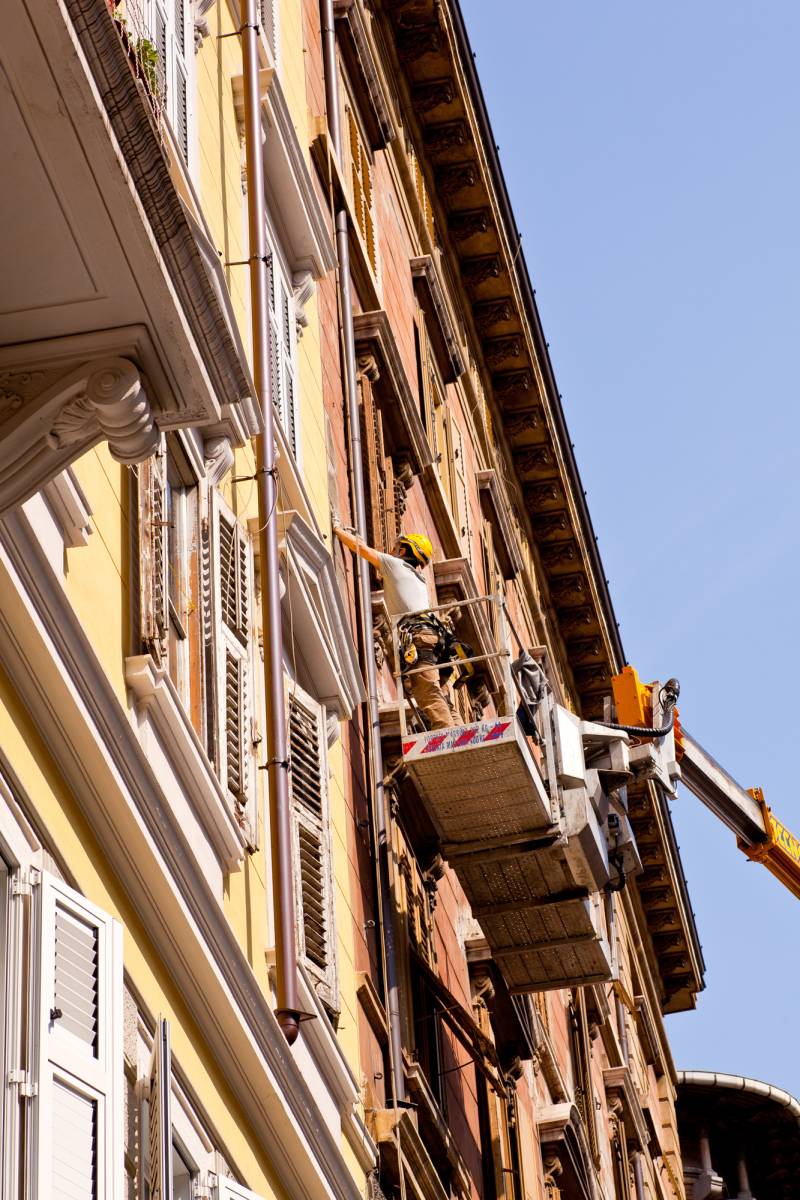 Location monte meuble et monte charge pour particulier et professionnel du déménagement à Marseille 